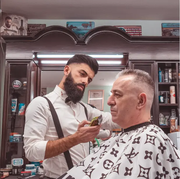 TRADITIONELLES RASUR-RITUAL - Barbier Frauenfeld