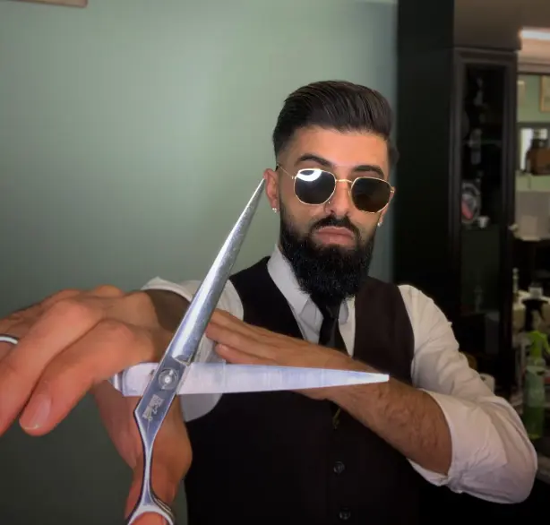 SERGIO - INHABER & MASTER BARBER